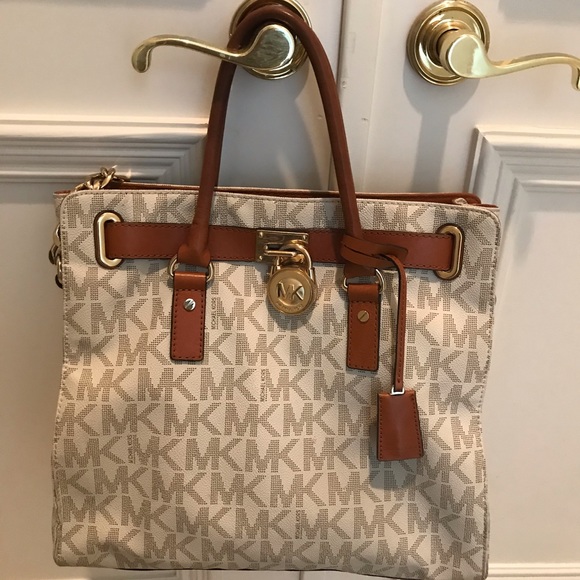 Michael Kors Handbags - Michael kors bags